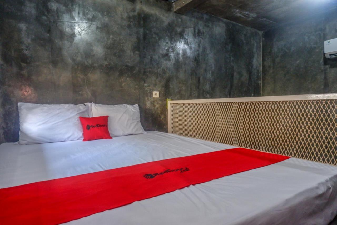 Reddoorz Near Jumbo Mall Sragen Экстерьер фото